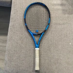 tennis racquet, Great condition, Just bought it.